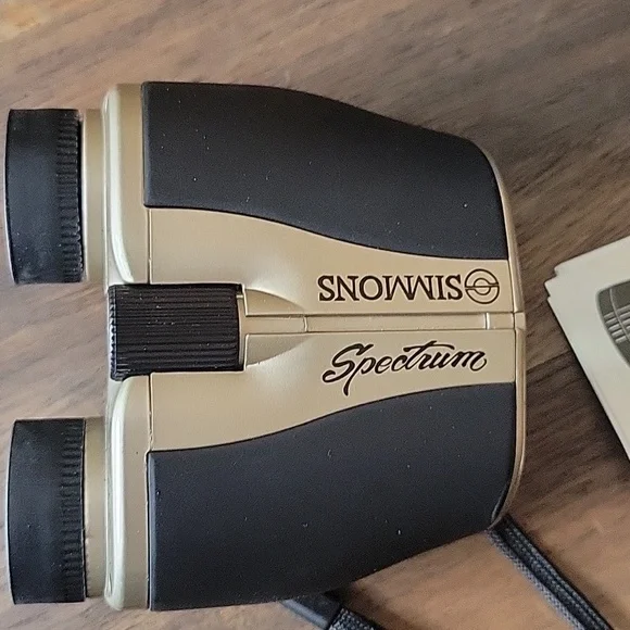 Simmons Spectrum Compact Binoculars with Case Model 99730 - Picture 2 of 8